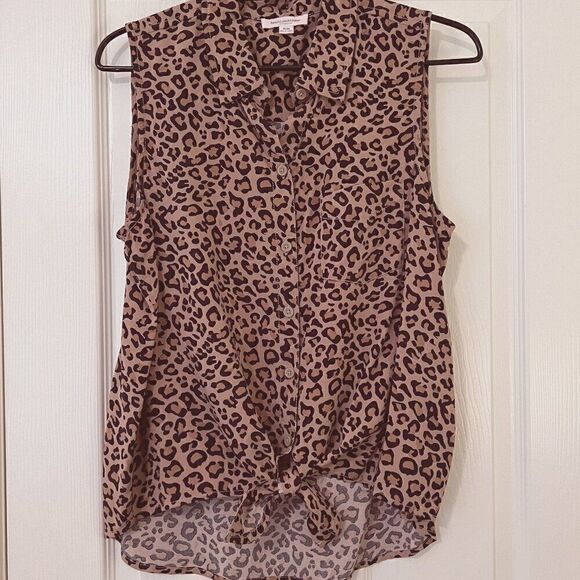 Beach Lunch Lounge Collection Leopard Print Sleeveless Tie Front Button Down Top - Picture 1 of 12